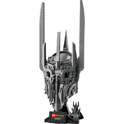 The Lord of the Rings: Sauron's Helmet