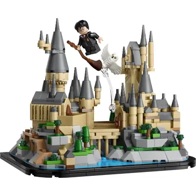 Mini Hogwarts Castle