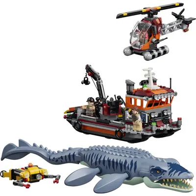 Mosasaurus Dinosaur Boat Attack